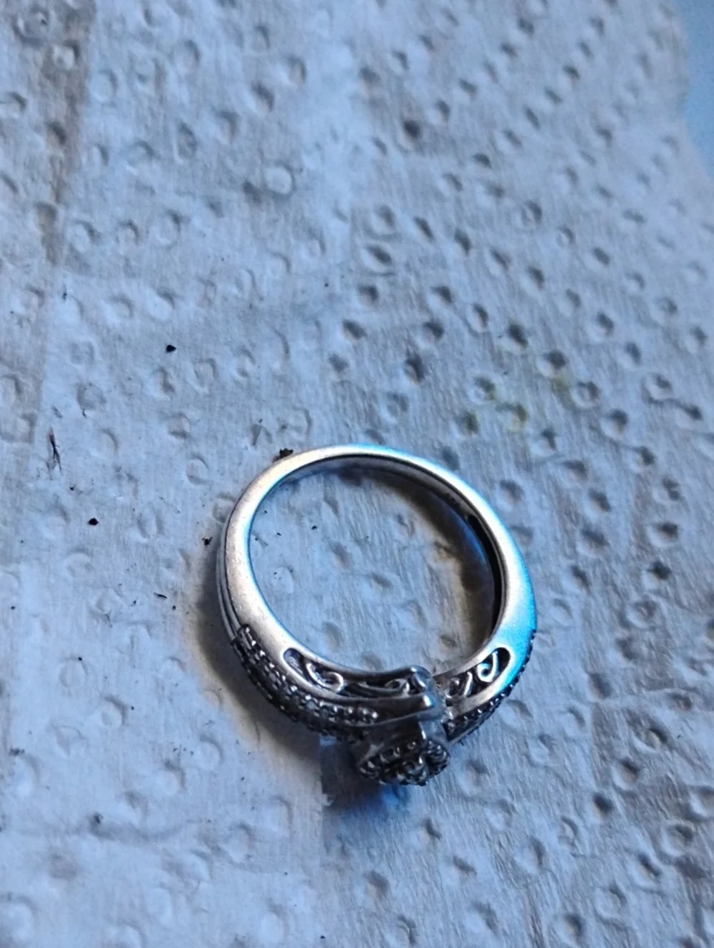 Sterling Silver Floral Filigree Engagement Ring - White